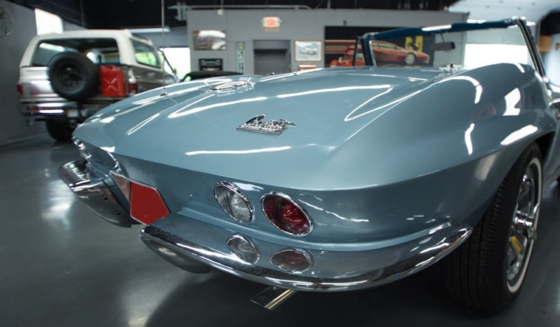 
								1966 Chevrolet Corvette full									