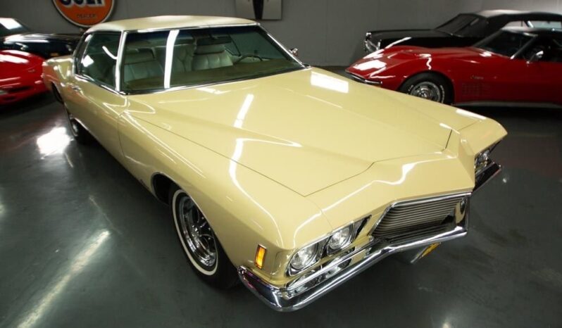 
								1971 Buick Riviera full									