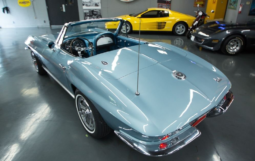 
										1966 Chevrolet Corvette full									